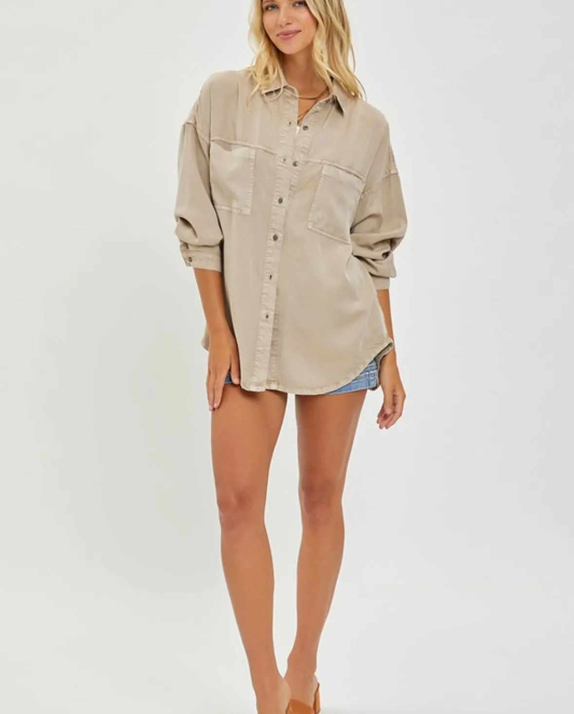 A Curvy Tencel Button Up