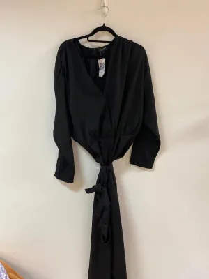 Black wide leg belted jumpsuit, In The Style, Size 20 (Polyester)