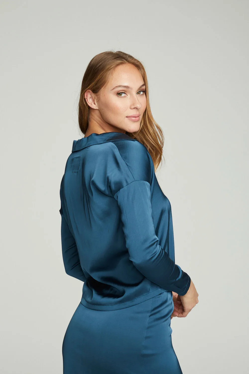 Collared Half Placket Dolman
