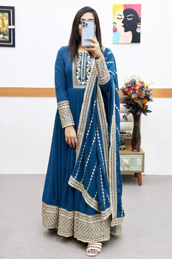 Designer Gown For Wedding Party 2023