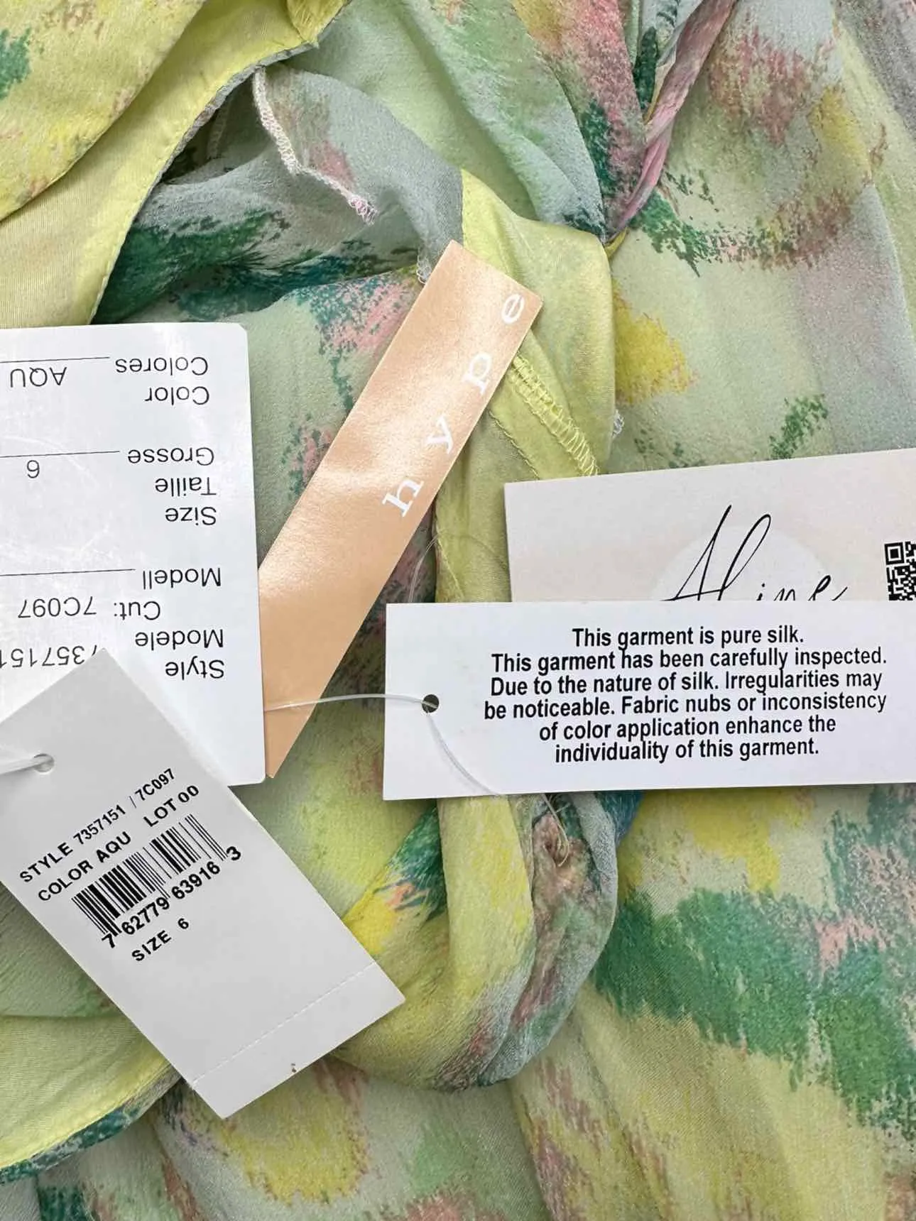 HYPE NWT Pastel Silk Floral Dress Size 6