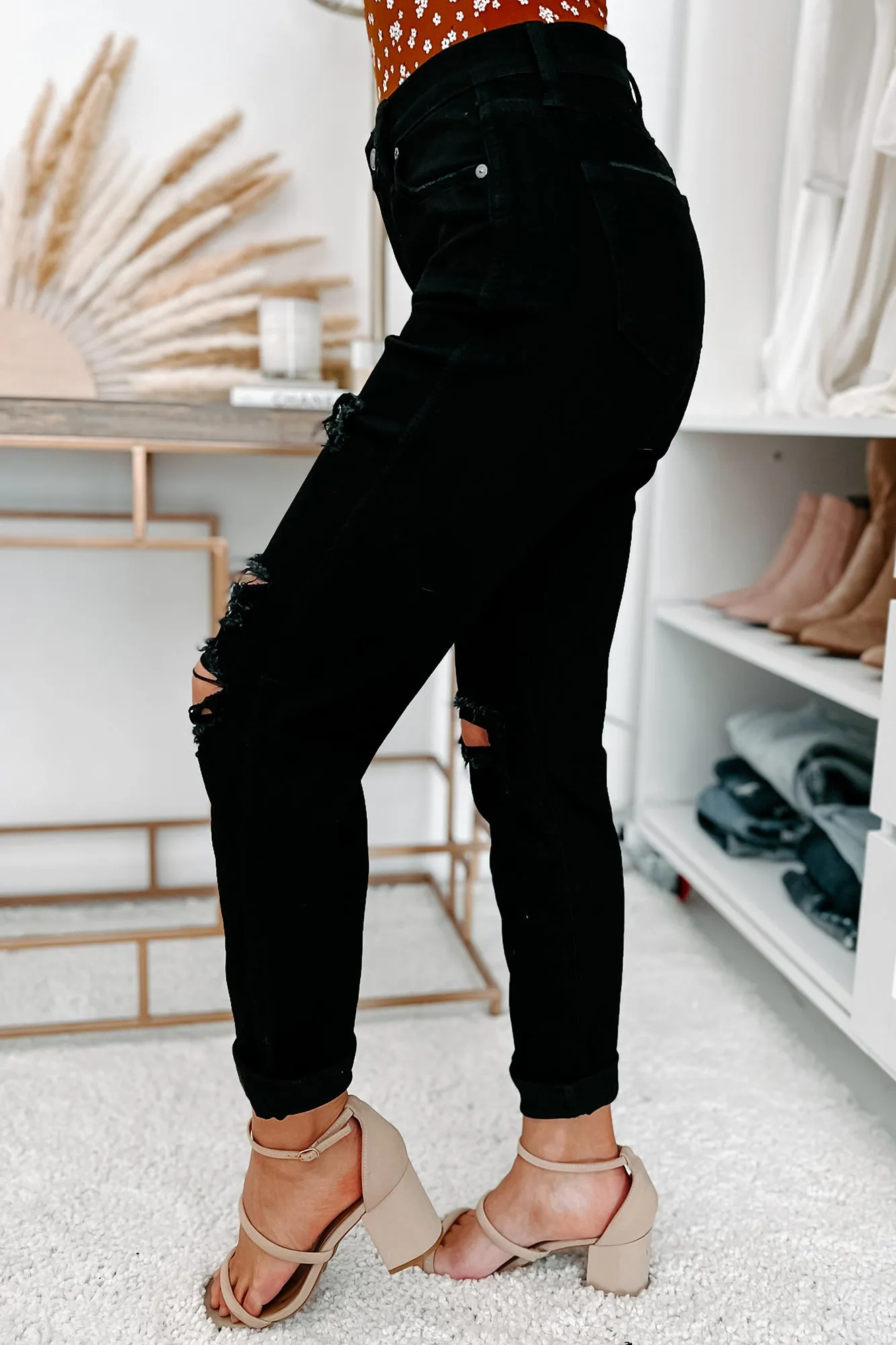Ryden Distressed Boyfriend High Rise Eunina Jeans (Black)