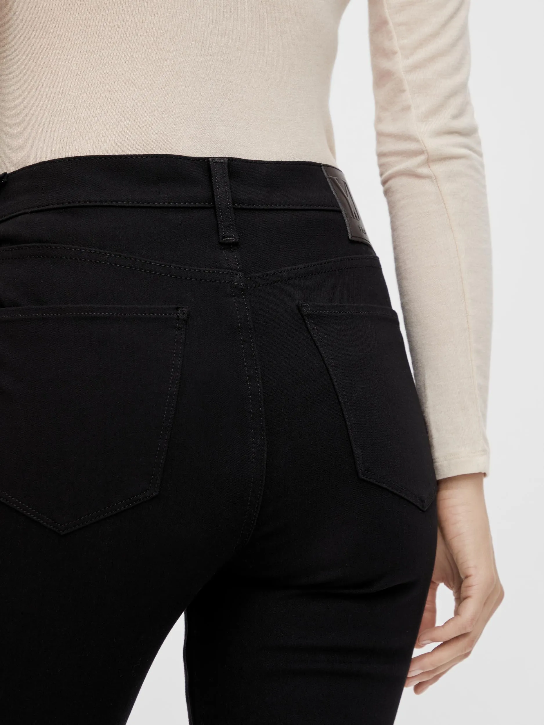 Y.A.S Skinny Jeans in Black